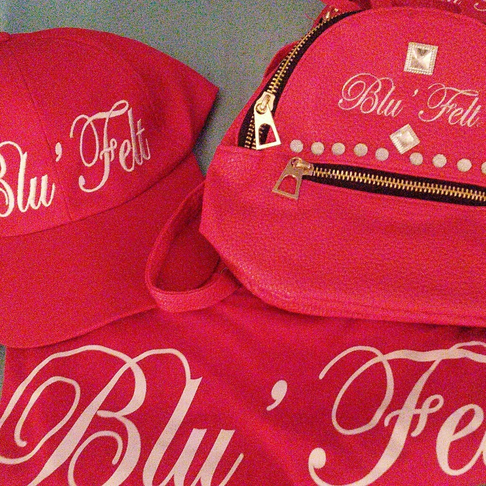 Blu'Felt hat , tee and backpack purse